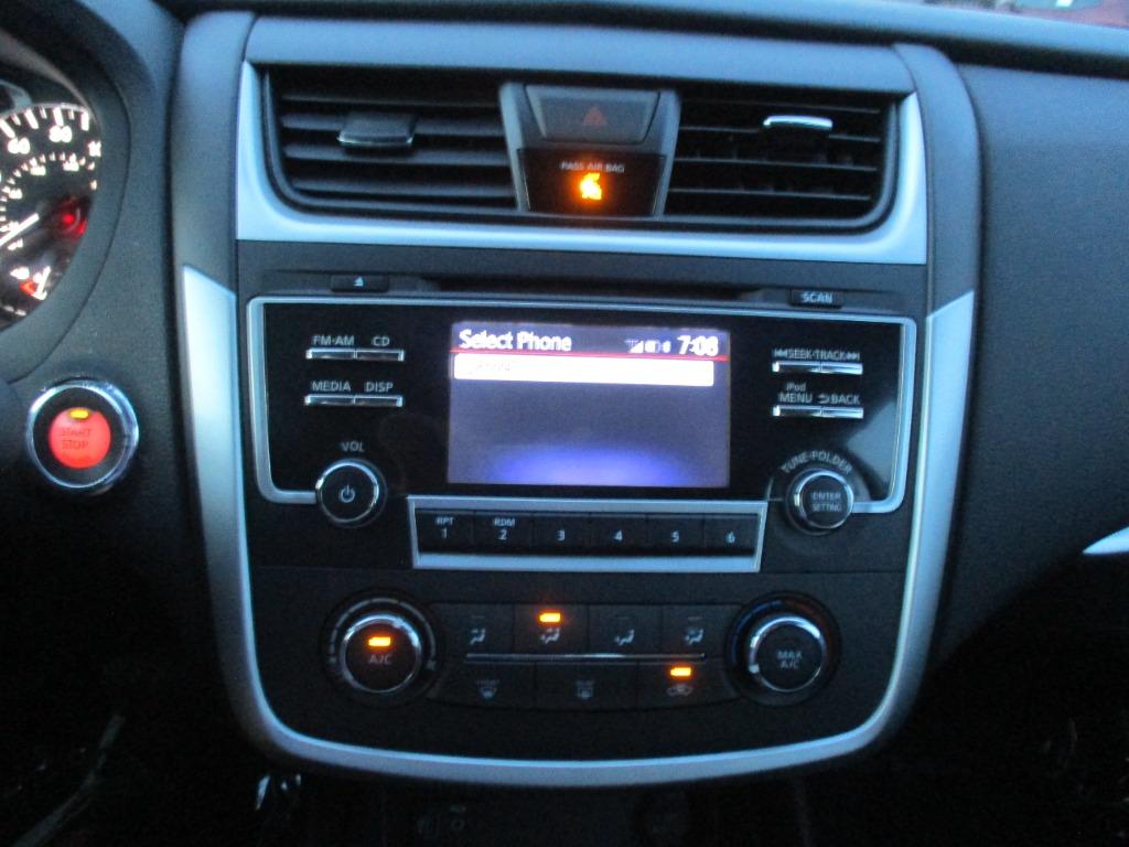 2017 Nissan Altima - $14,995