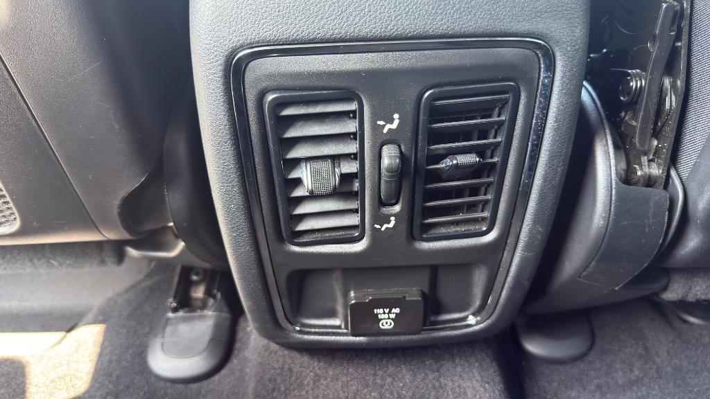 2020 Jeep Cherokee - $19,995