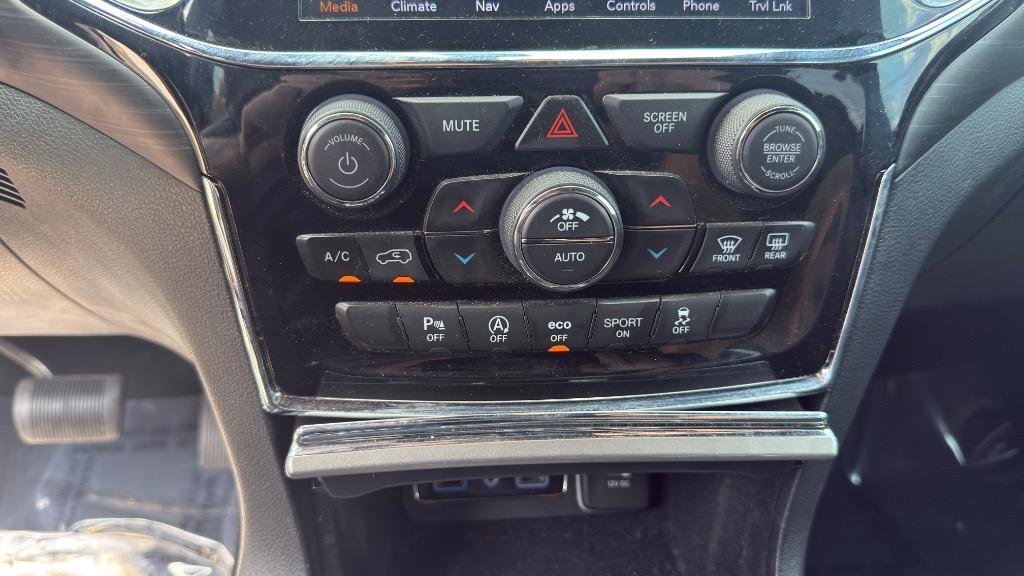 2020 Jeep Cherokee - $19,995