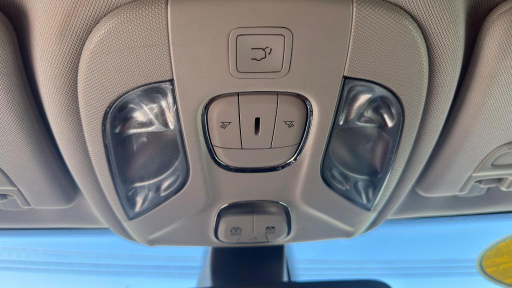 2018 Jeep Compass - $14,995