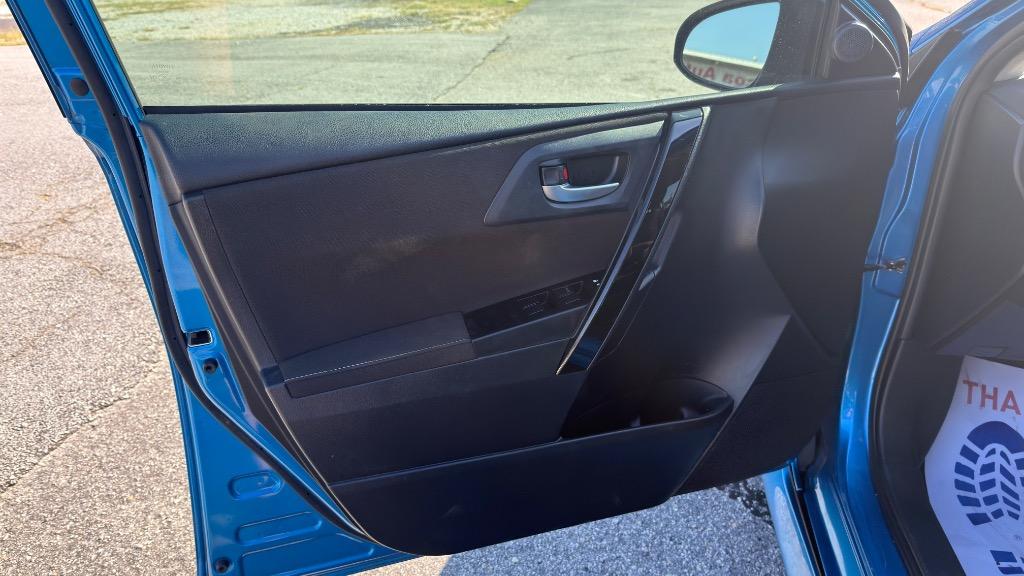 2017 Toyota Corolla - $13,995