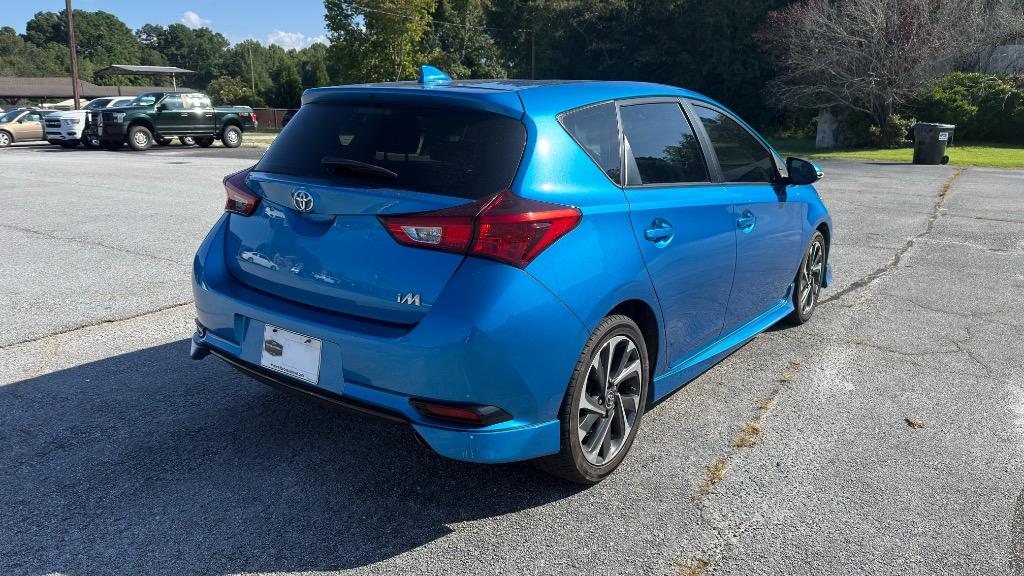2017 Toyota Corolla - $13,995