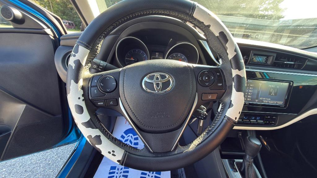 2017 Toyota Corolla - $13,995