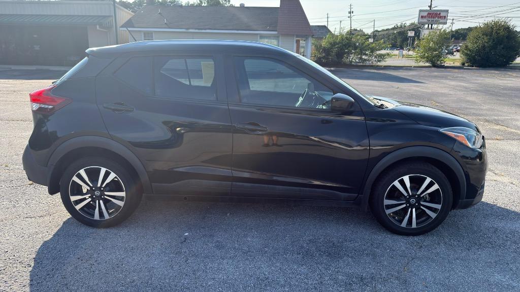 2019 Nissan Kicks - $9,995