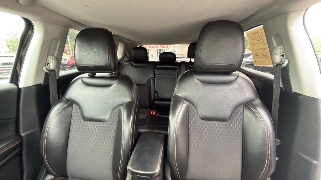 2019 Jeep Compass - $11,995