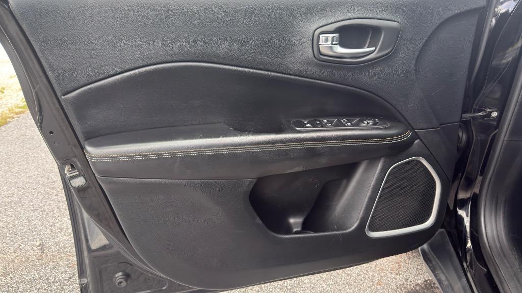 2019 Jeep Compass - $11,995