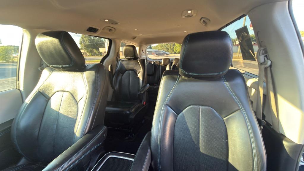 2021 Chrysler Pacifica - $18,995