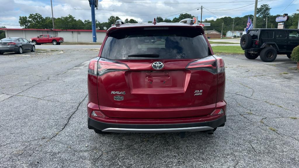 2018 Toyota RAV4 - $17,995