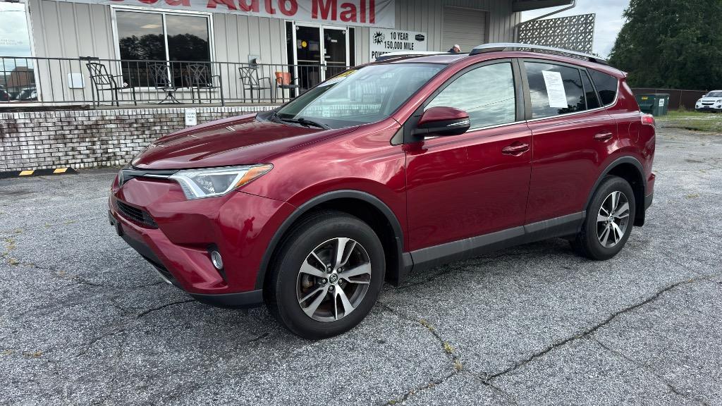 2018 Toyota RAV4 - $17,995