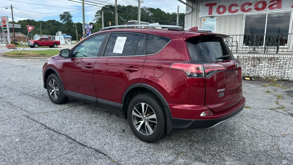 2018 Toyota RAV4 - $17,995