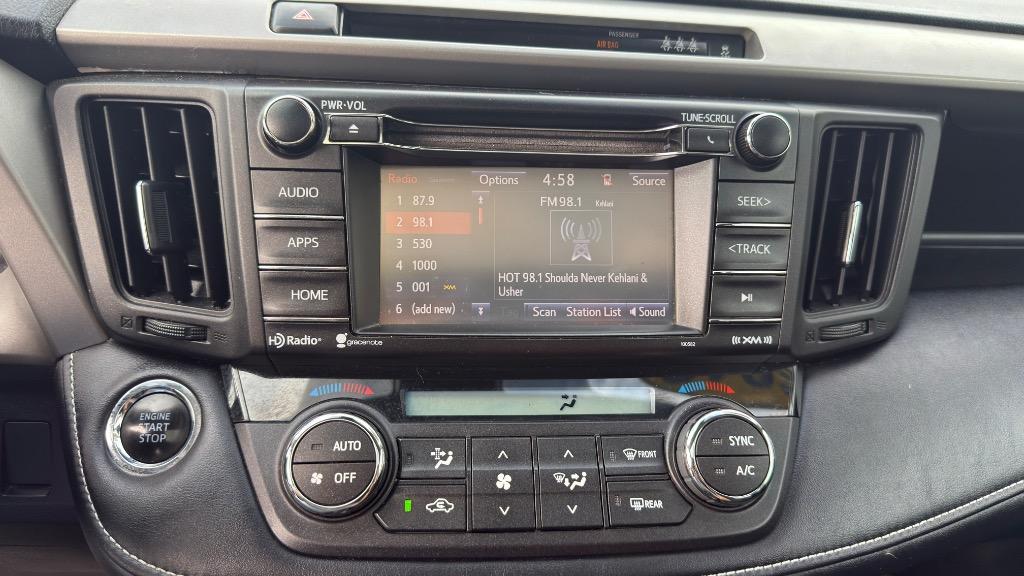 2018 Toyota RAV4 - $17,995