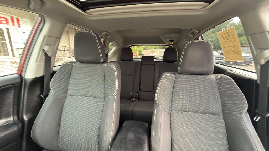 2018 Toyota RAV4 - $17,995