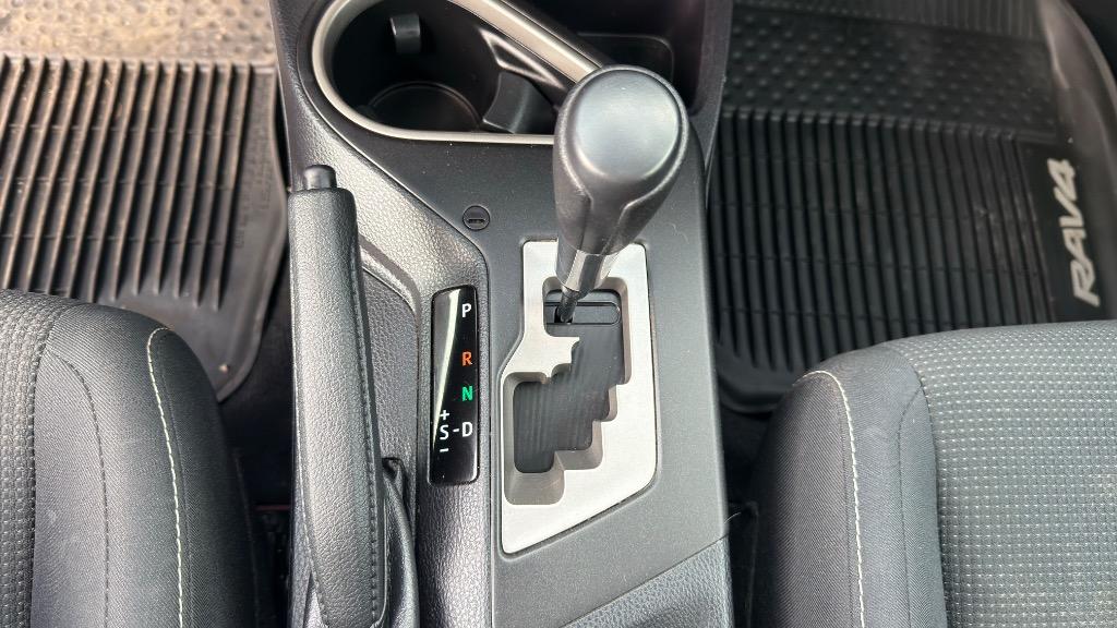 2018 Toyota RAV4 - $17,995