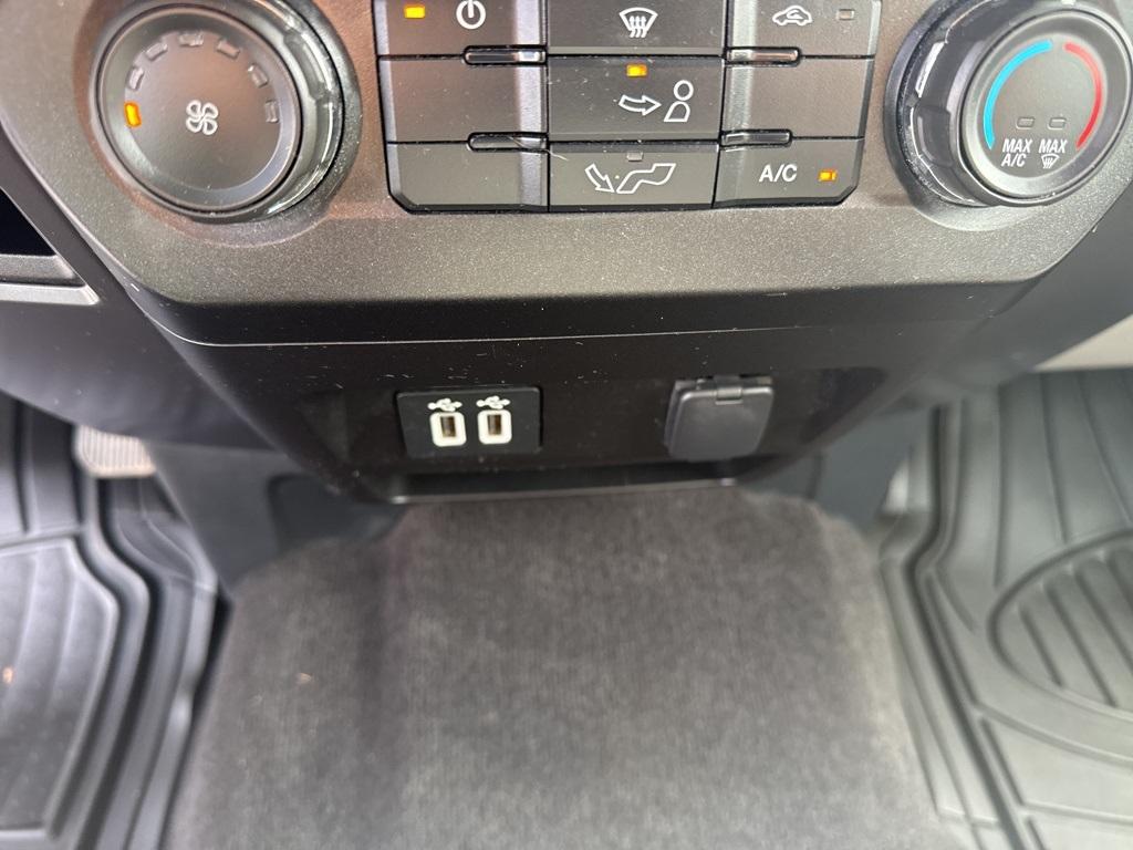 2020 Ford F-150 XLT photo