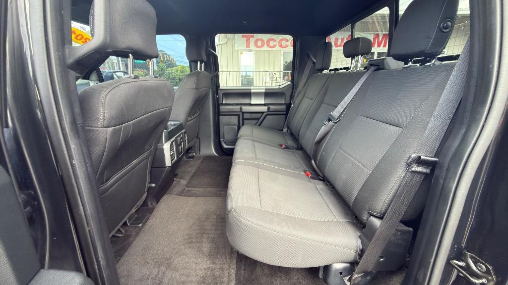 2015 Ford F150 - $17,995