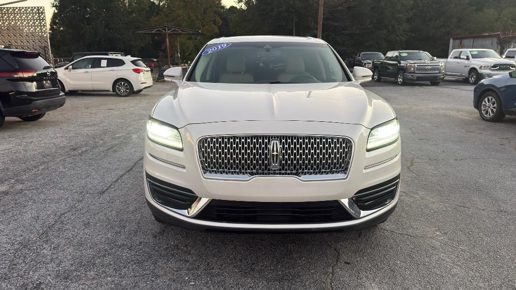 2019 Lincoln Nautilus - $18,995