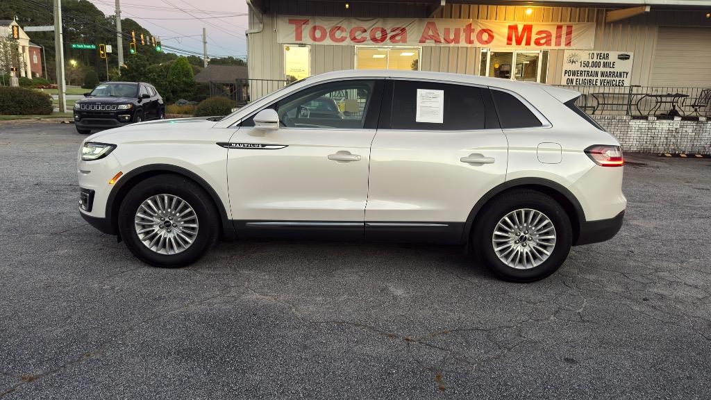 2019 Lincoln Nautilus - $18,995