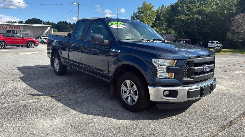 2016 Ford F150 - $15,995