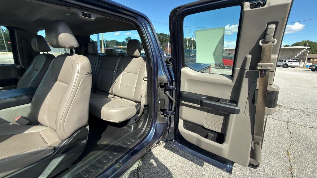 2016 Ford F150 - $15,995