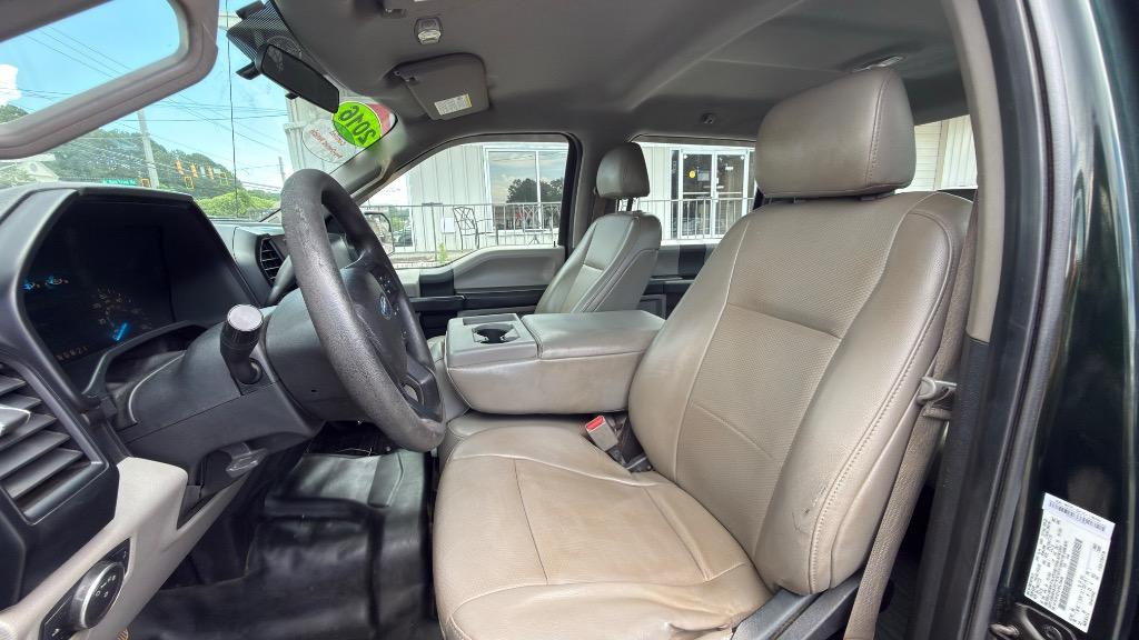 2016 Ford F150 - $22,995