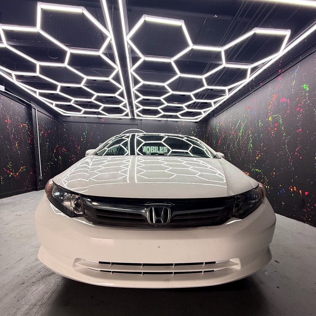 2012 Honda Civic Hybrid w/Leather w/Navi photo
