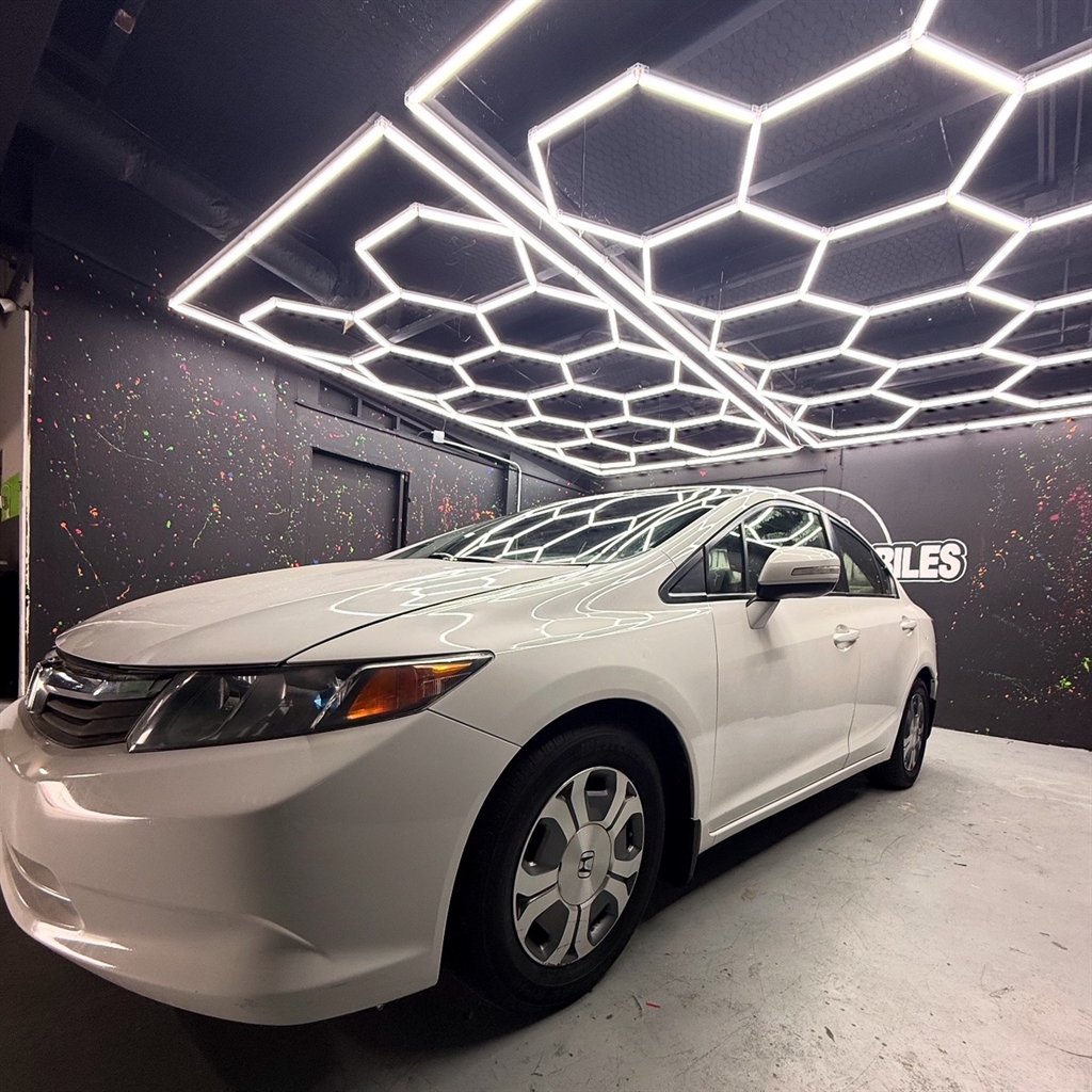 2012 Honda Civic Hybrid w/Leather w/Navi photo