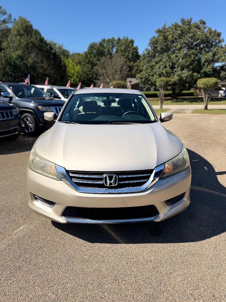 2013 Honda Accord - $10,250
