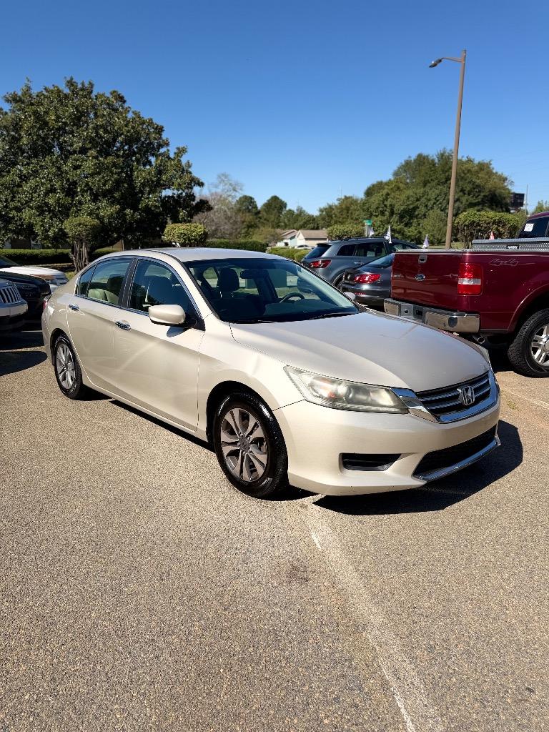 2013 Honda Accord - $10,250