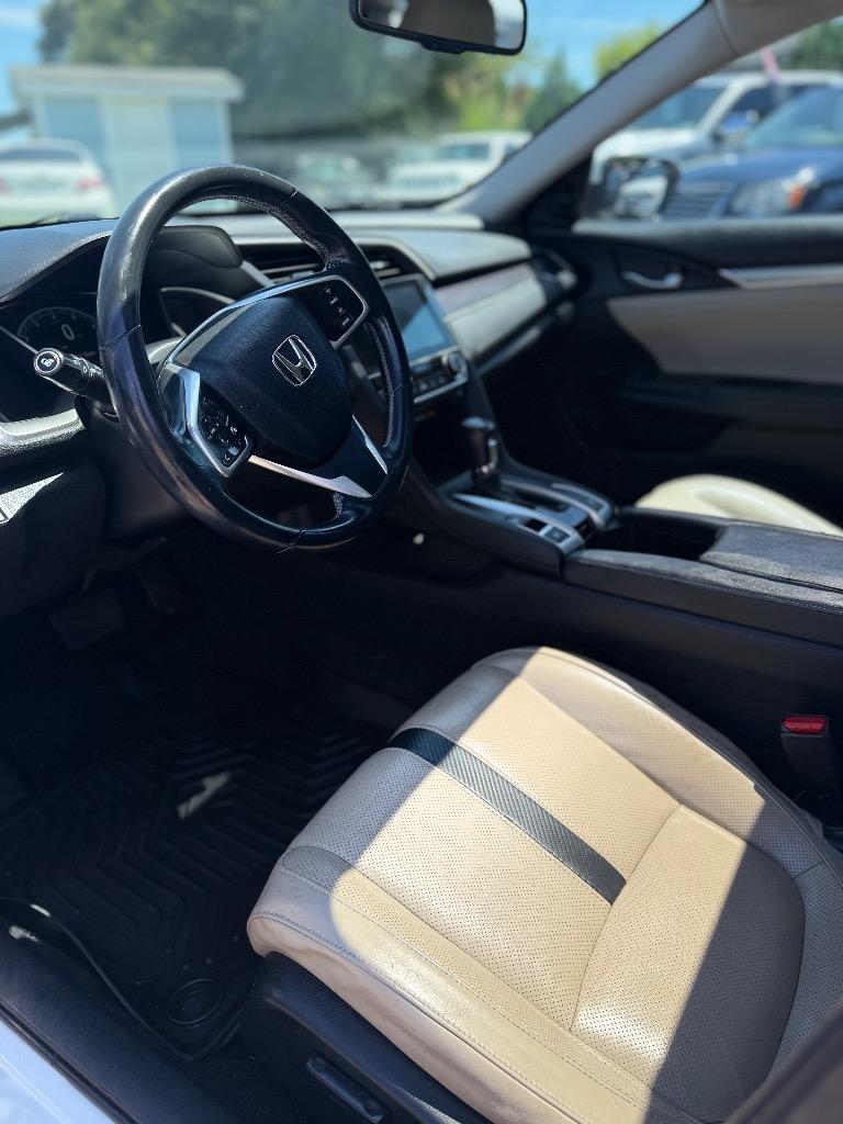 2016 Honda Civic - $13,597