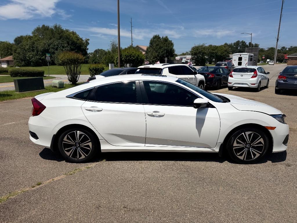 2016 Honda Civic - $13,597