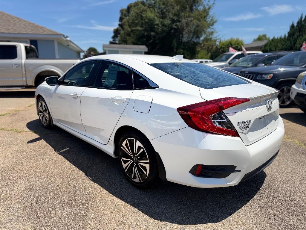 2016 Honda Civic - $13,597