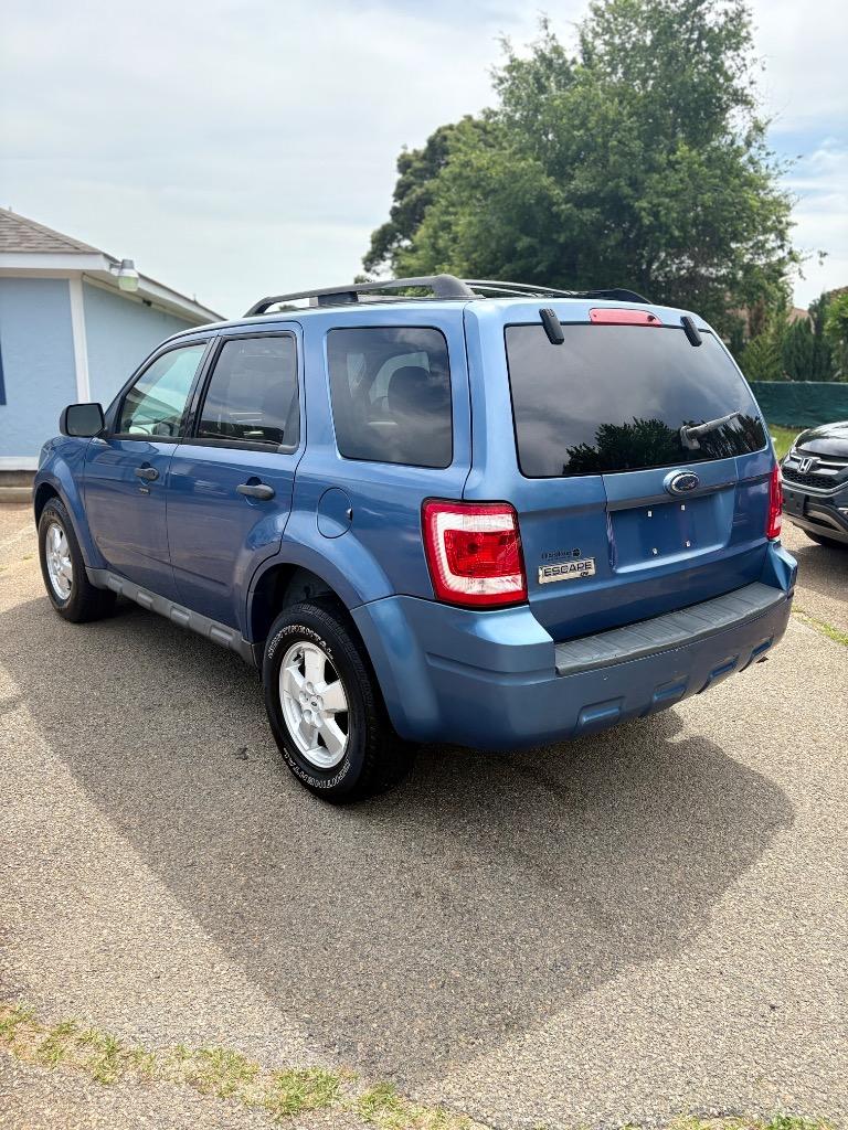 2009 Ford Escape XLT photo