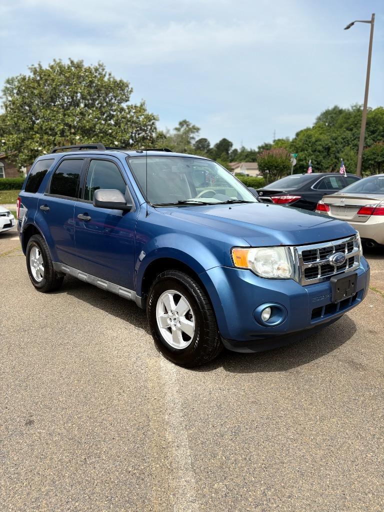 2009 Ford Escape XLT photo