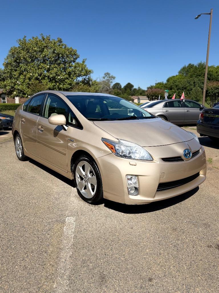 2010 Toyota Prius - $9,499