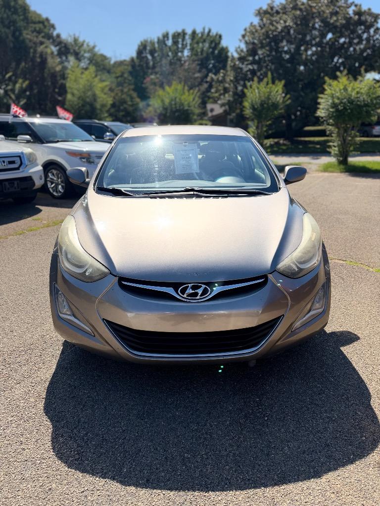 2016 Hyundai Elantra - $7,525