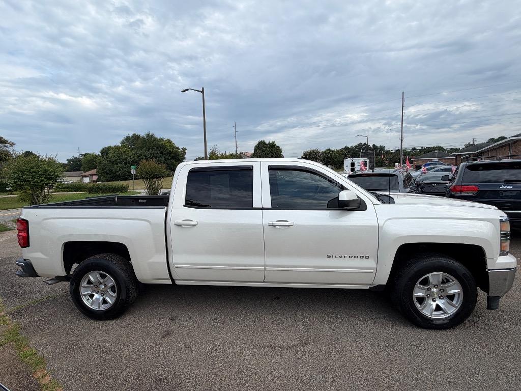 2015 Chevrolet Silverado - $14,995