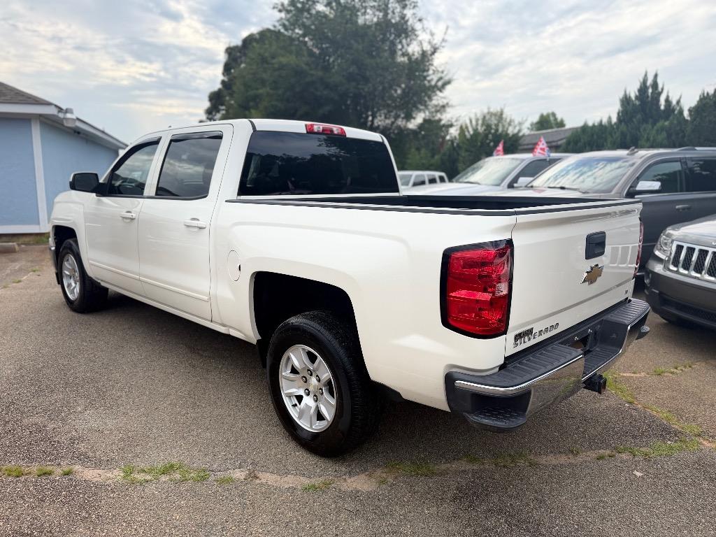 2015 Chevrolet Silverado - $14,995