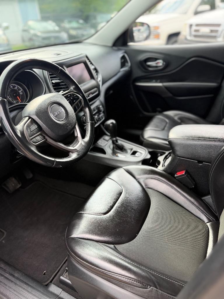 2019 Jeep Cherokee - $9,870
