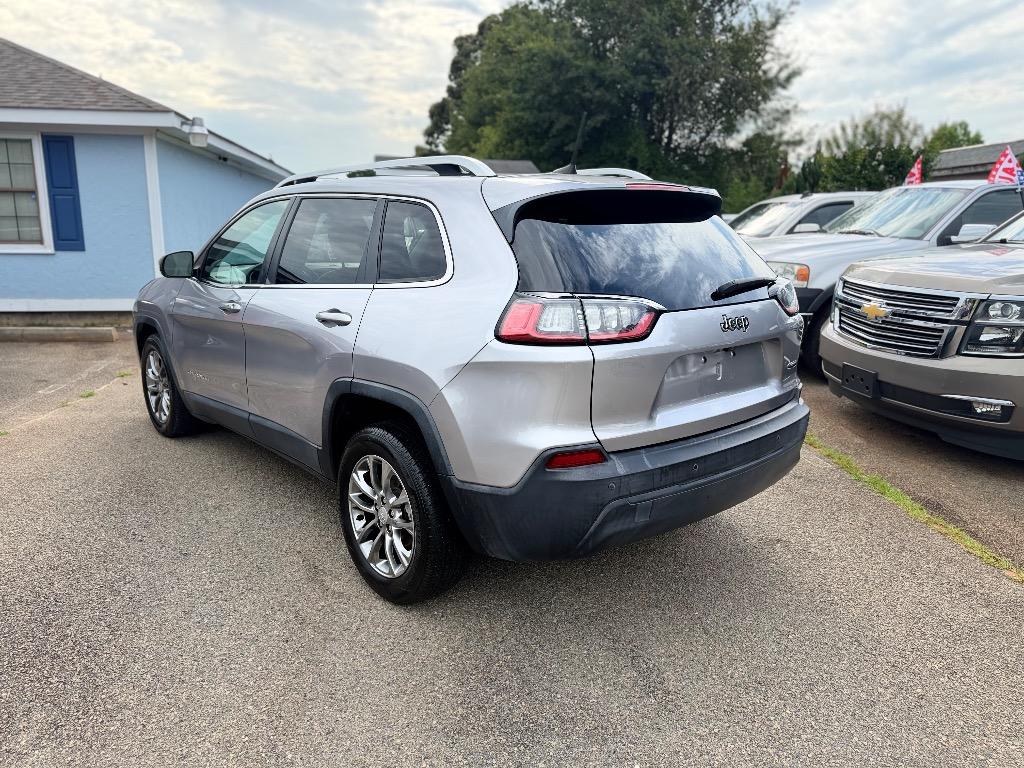 2019 Jeep Cherokee - $9,870