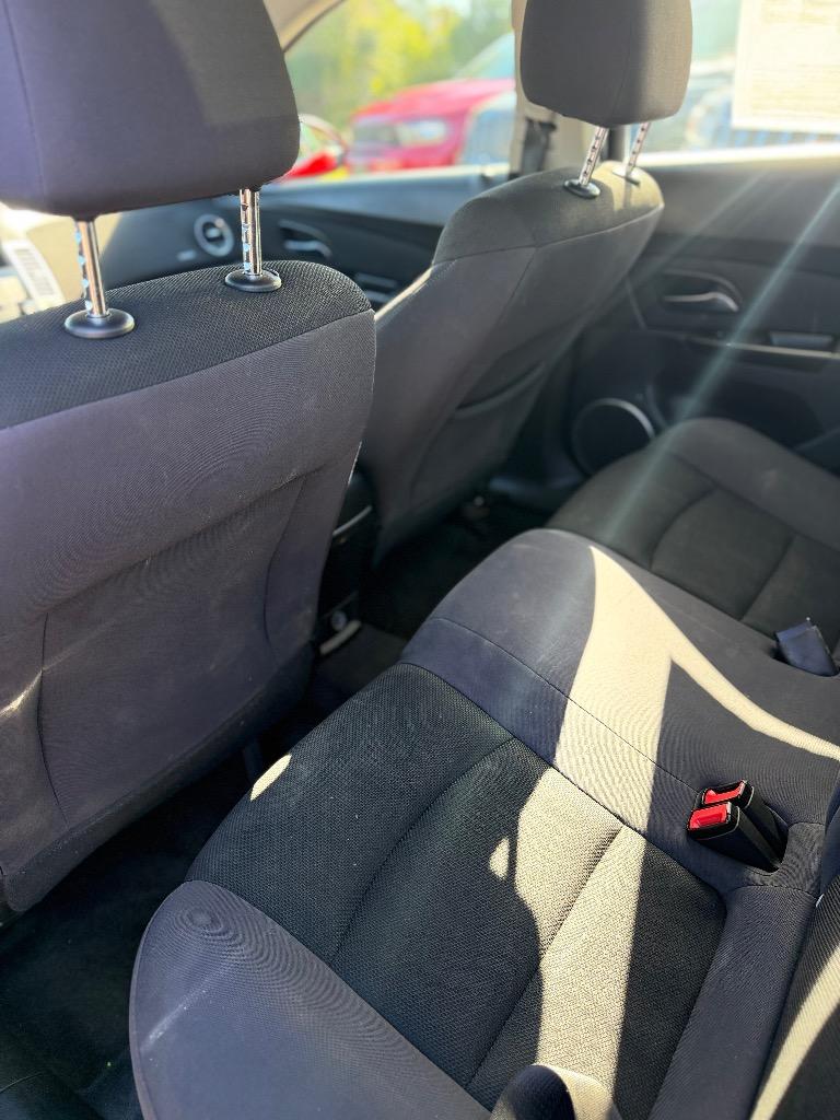 2014 Chevrolet Cruze - $6,925