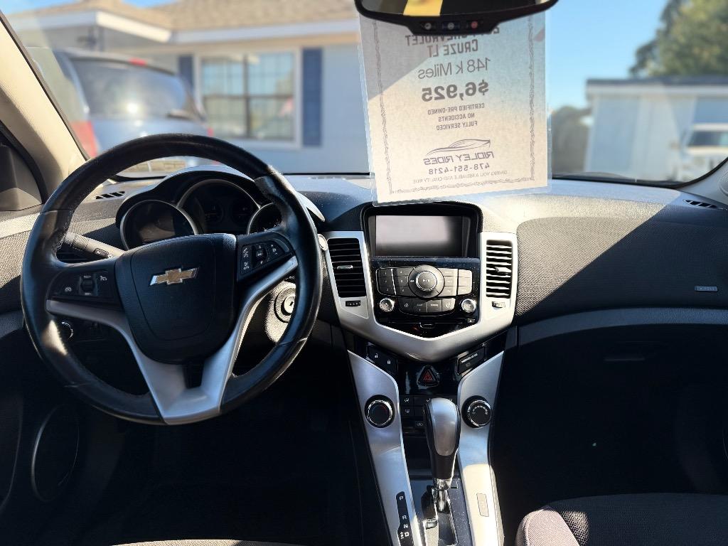 2014 Chevrolet Cruze - $6,925