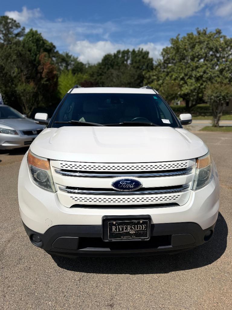 2015 Ford Explorer - $10,499