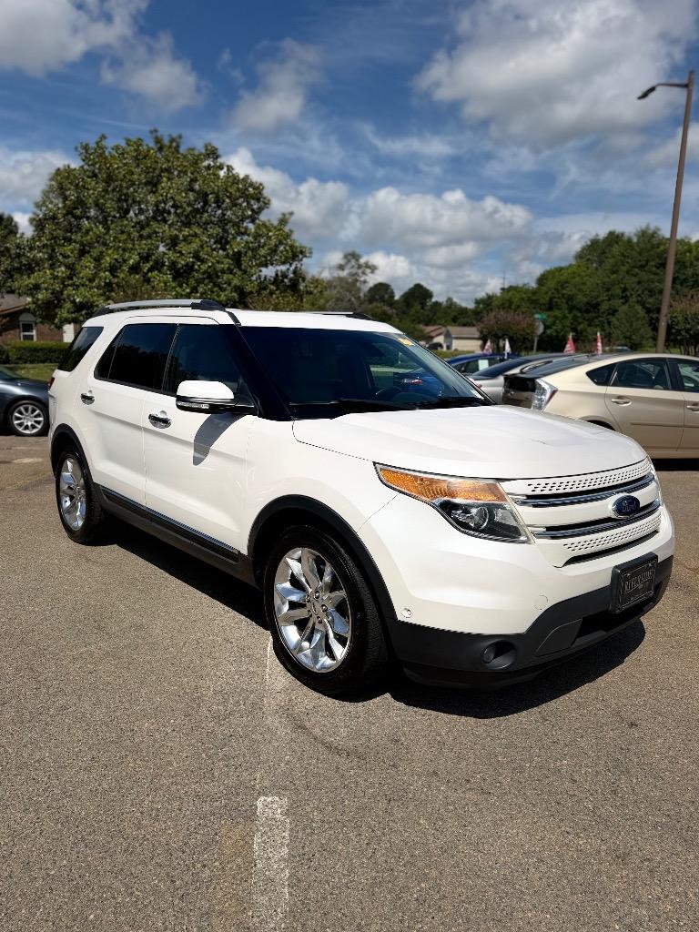 2015 Ford Explorer - $10,499