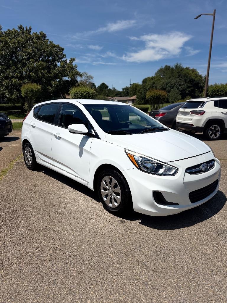 2016 Hyundai Accent - $7,495