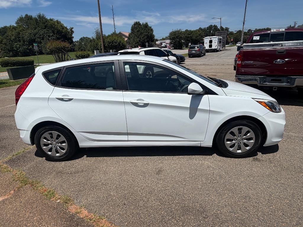 2016 Hyundai Accent - $7,495