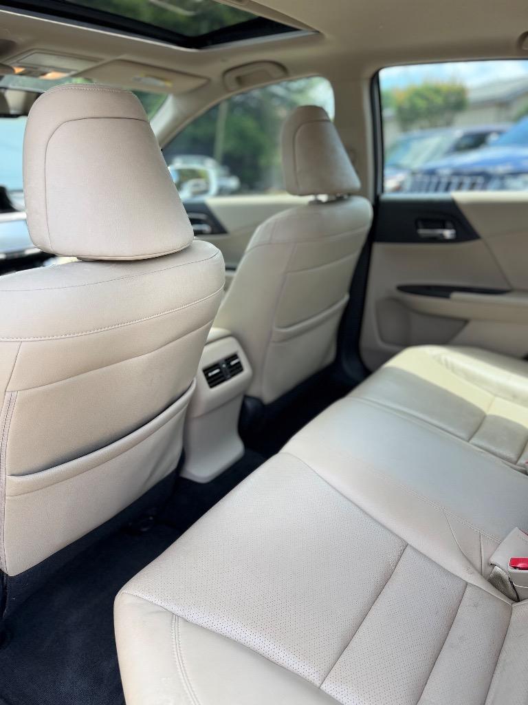 2016 Honda Accord - $11,375