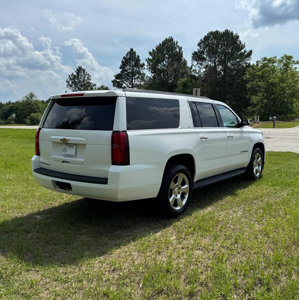 2015 Chevrolet Suburban LT 1500 photo