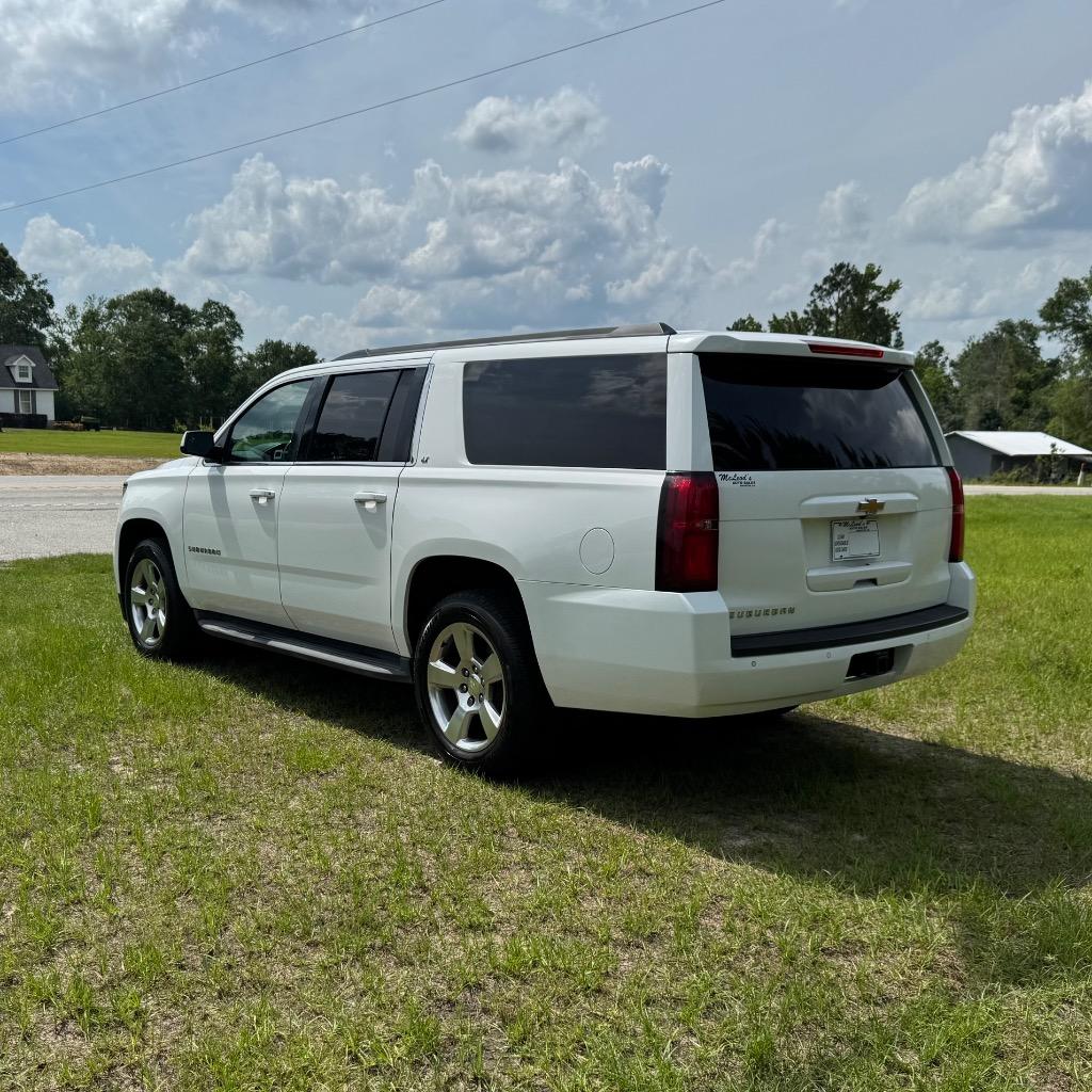 2015 Chevrolet Suburban LT 1500 photo