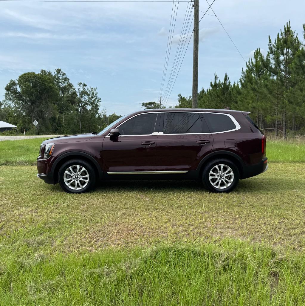 2020 Kia Telluride LX photo