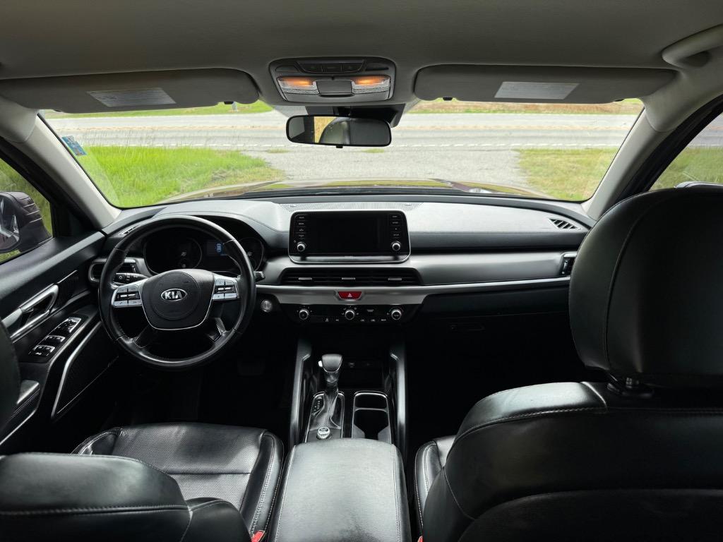 2020 Kia Telluride LX photo